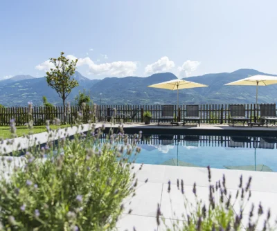 Plenty of space for sunbathing, relaxing, and enjoying yourself